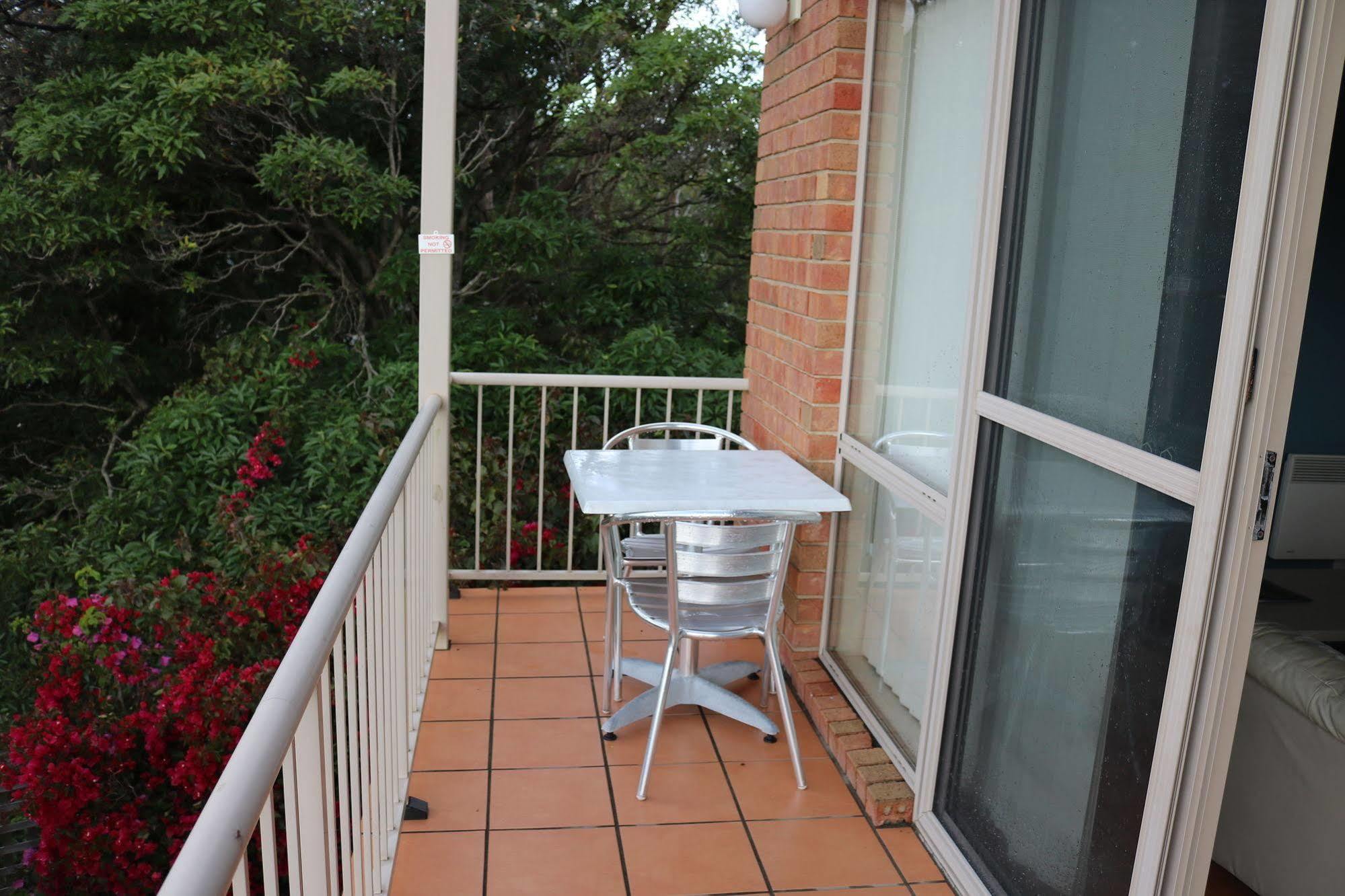 Beaches Apartments Merimbula Exteriör bild